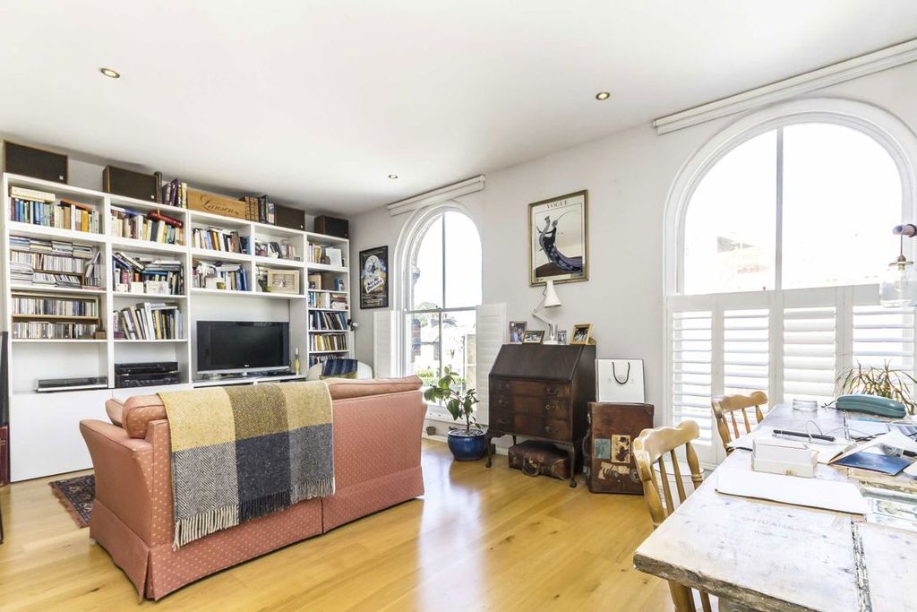 Property photo 2 of 4