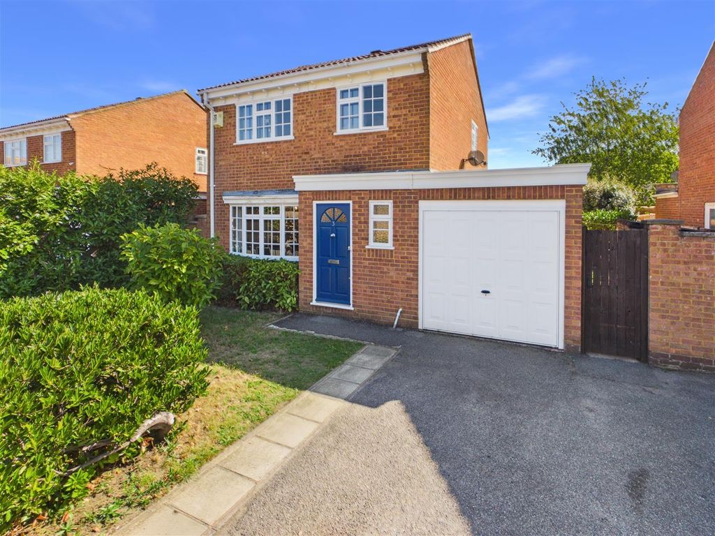 Property photo 1 of 17