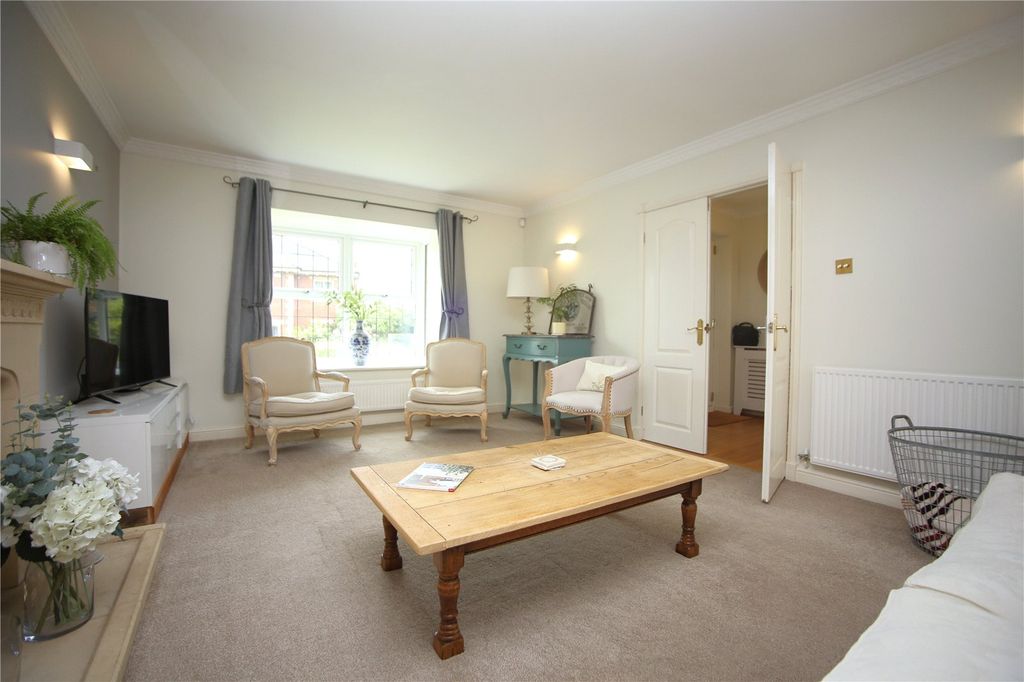 Property photo 3 of 18 Picture No. 29