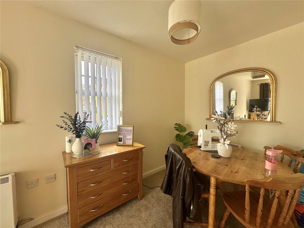 Property photo 3 of 7 Picture No. 04