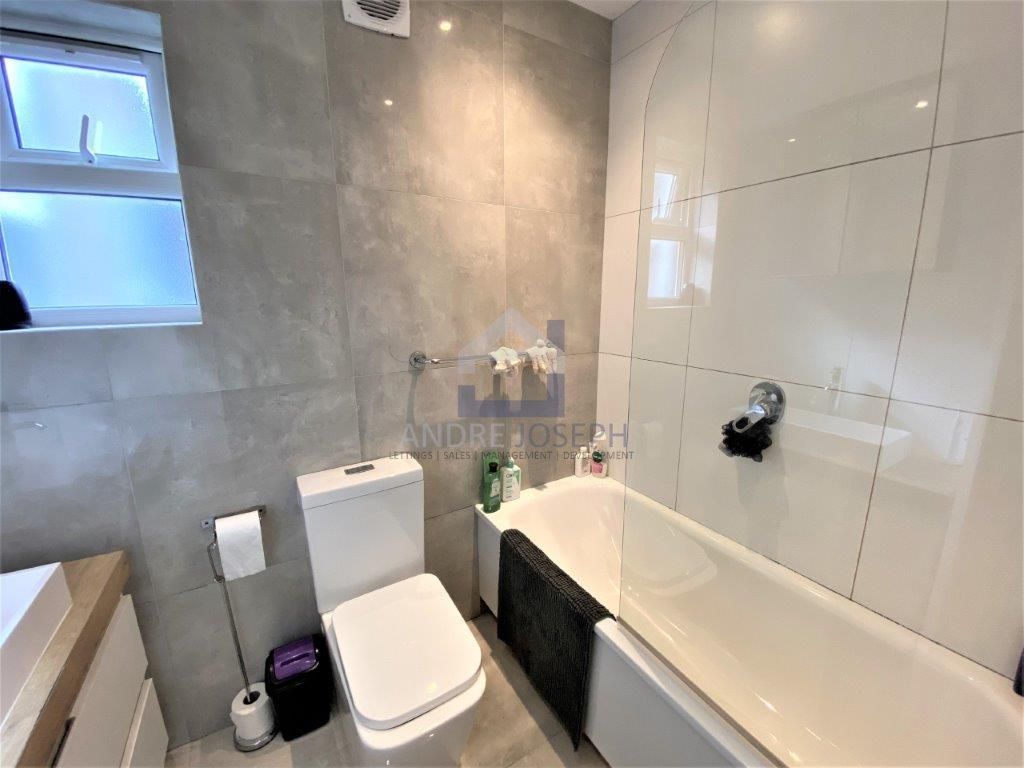 Property photo 3 of 12 Photo 3