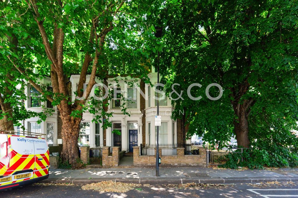 Property photo 1 of 6