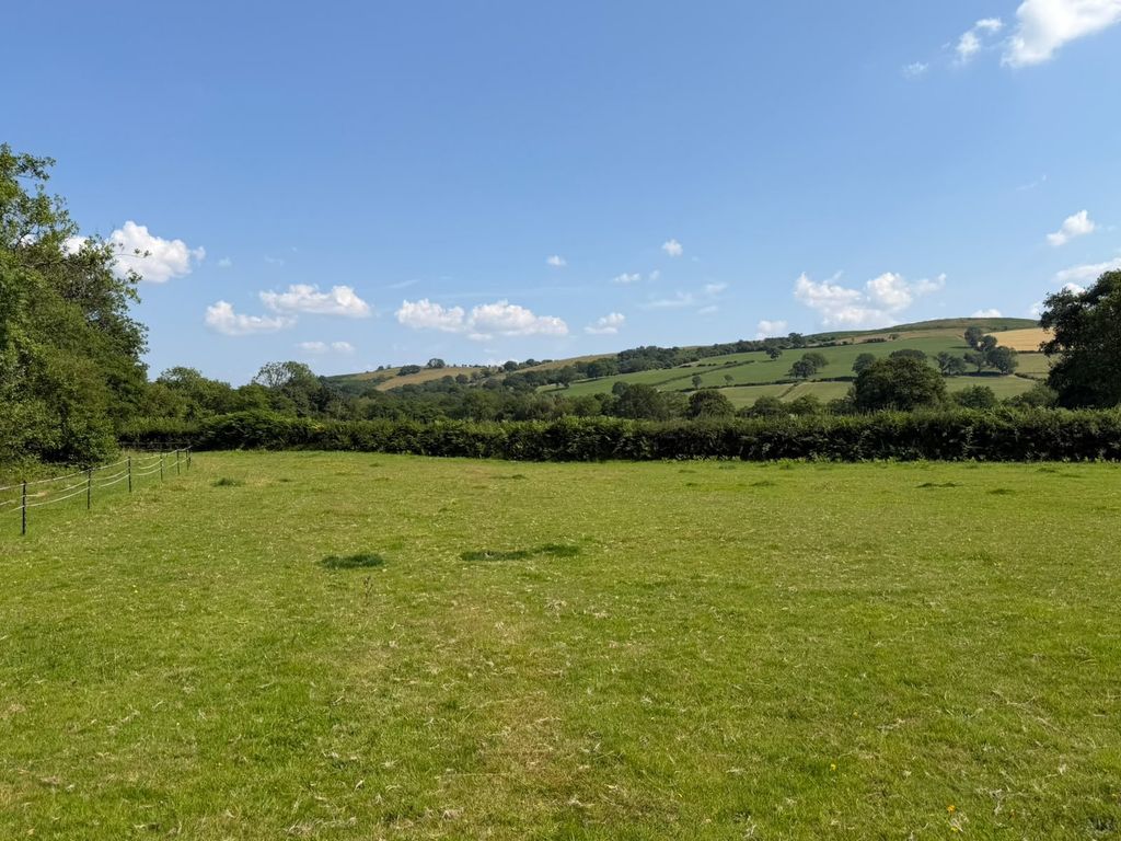 Property photo 2 of 31 Not Specified