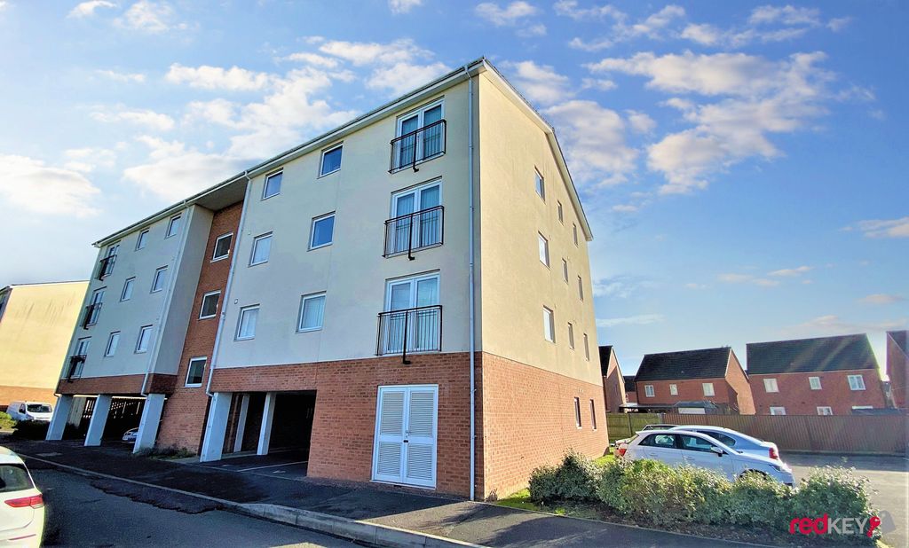 Property photo 1 of 6 External