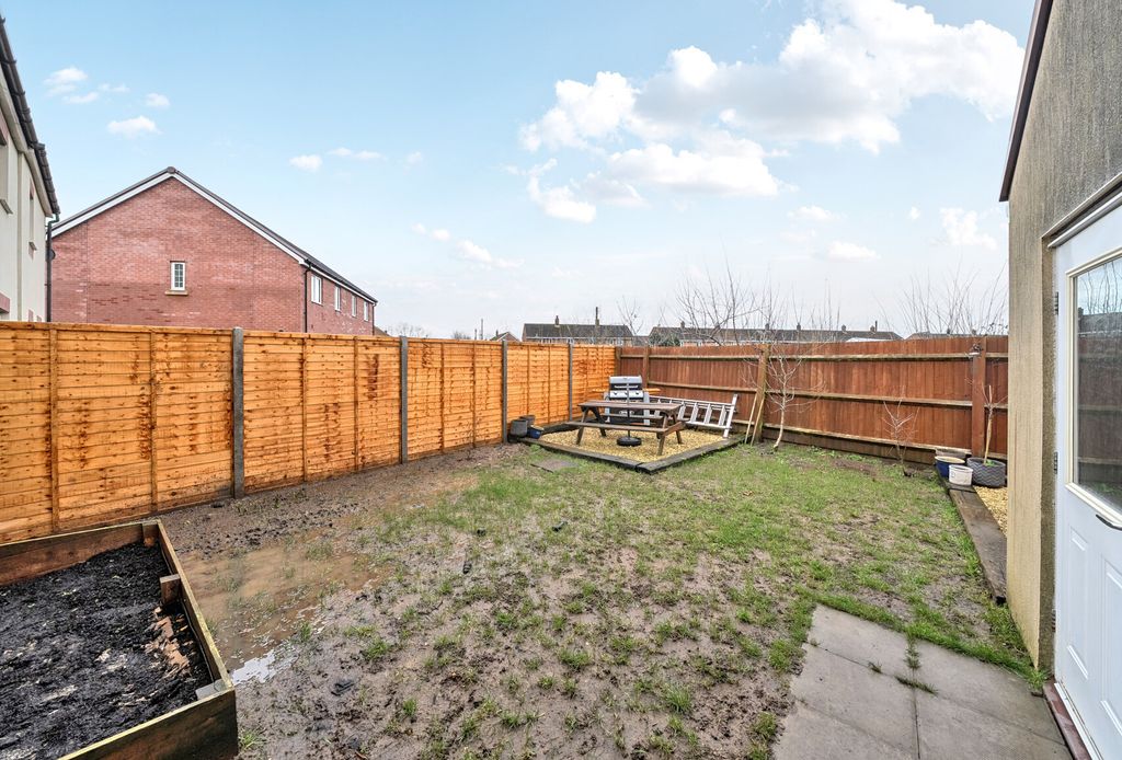 Property photo 2 of 15 1404863-17-69789A...