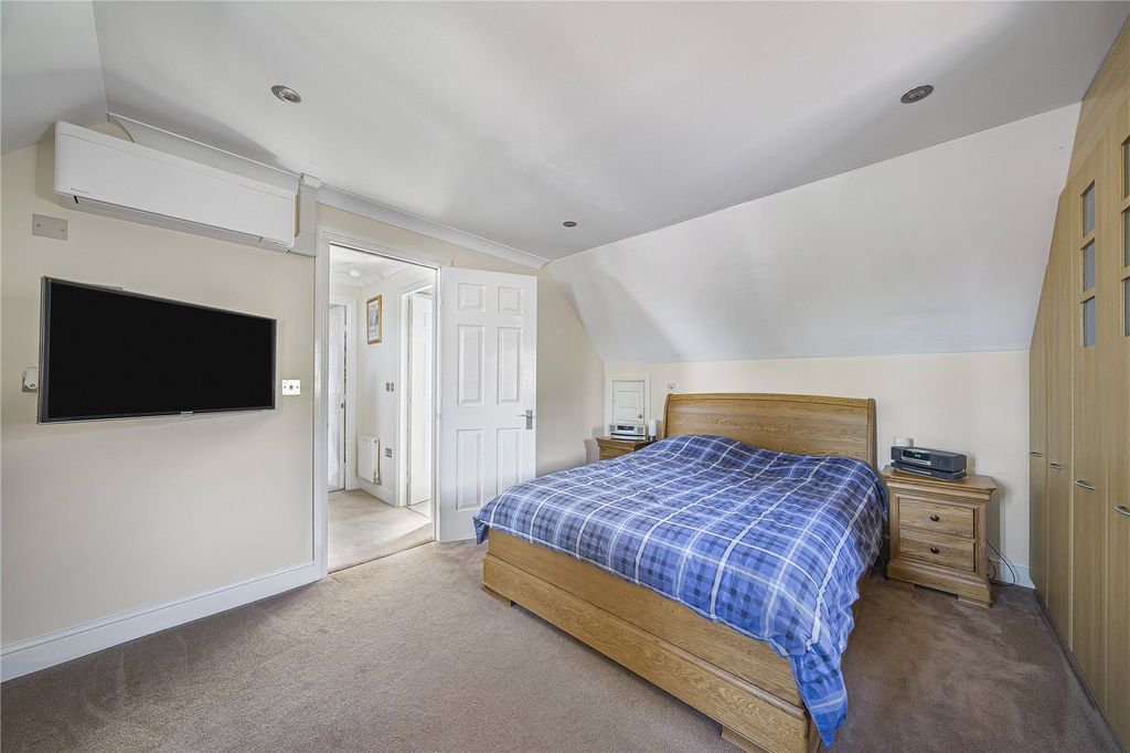 Additional image 55 of 5 bed detached house for saleCortland Close, Crayford, Kent DA1