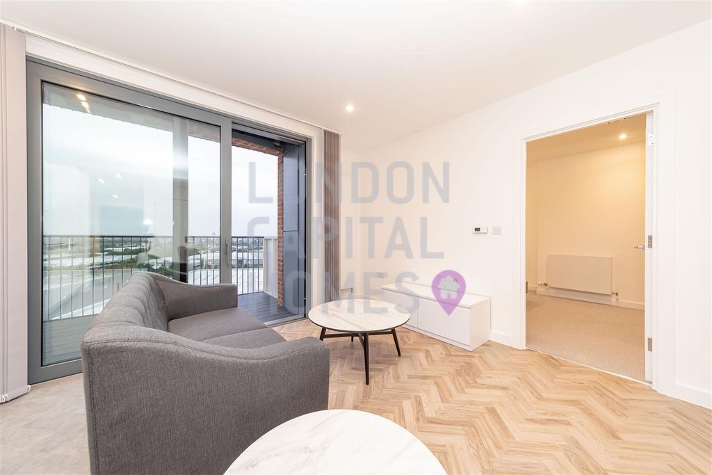 Property photo 3 of 11 Hope2692.Jpg