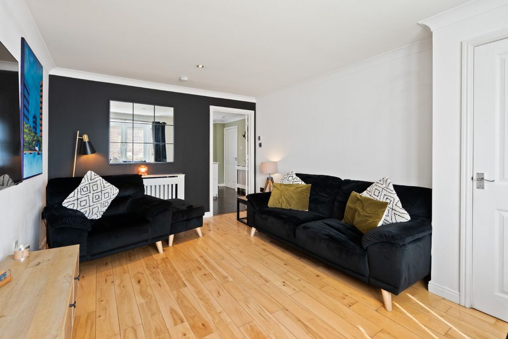 Property photo 3 of 30 5302364