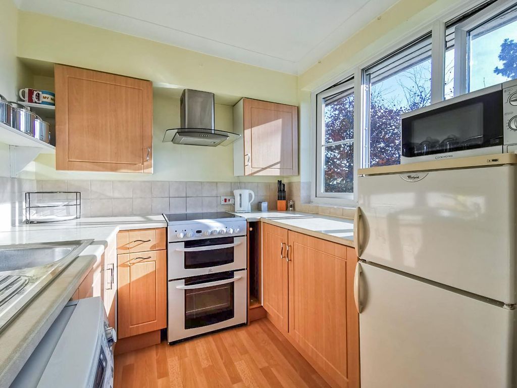 Property photo 3 of 12 Image