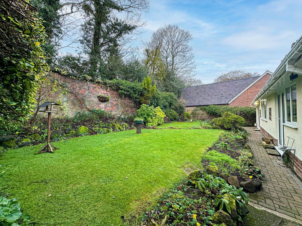 Property photo 3 of 37