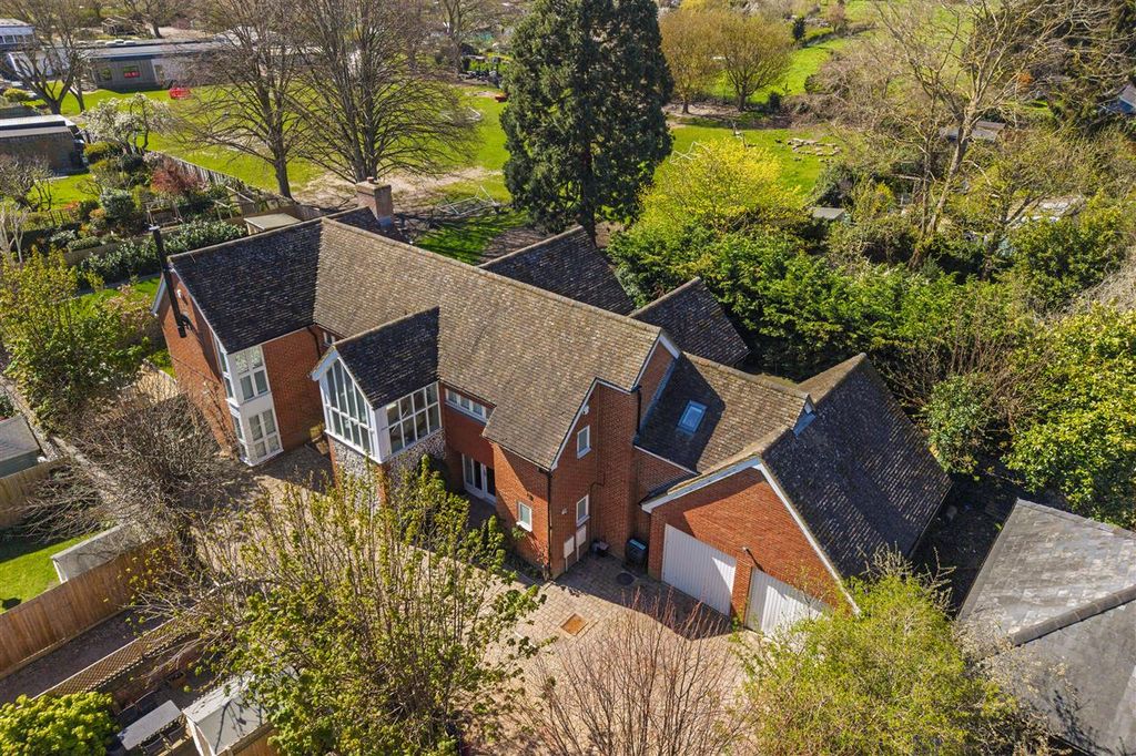 Property photo 1 of 33 Main Picture