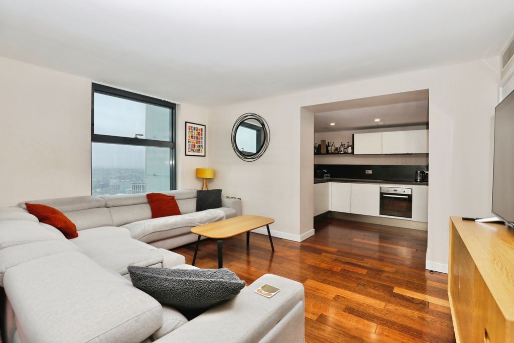 Property photo 2 of 19 Img_3537