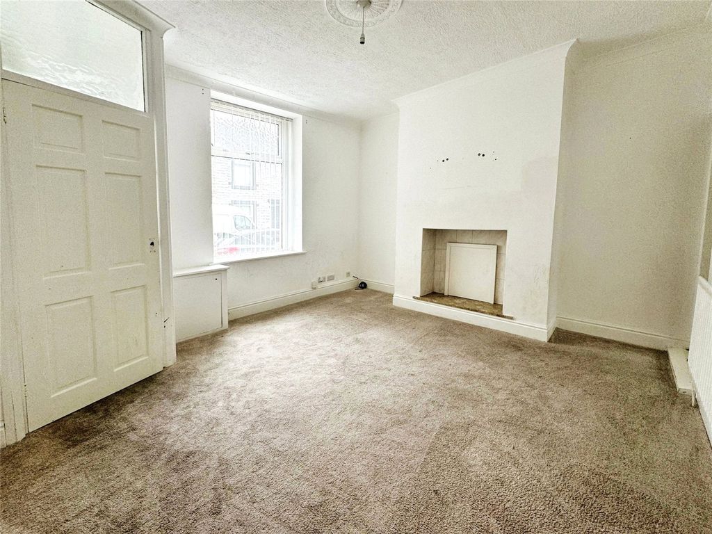 Property photo 3 of 11 Picture No. 08