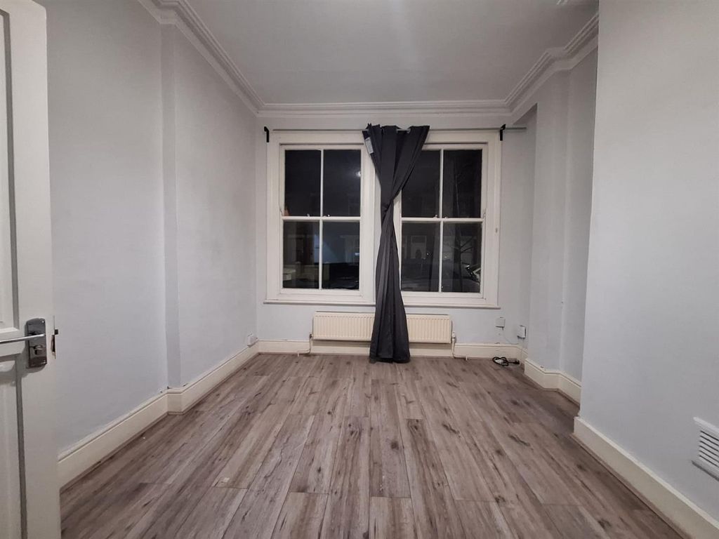 Property photo 3 of 9 Whatsapp Image 2025-11-12 At 17.35.12_c523d458.Jpg