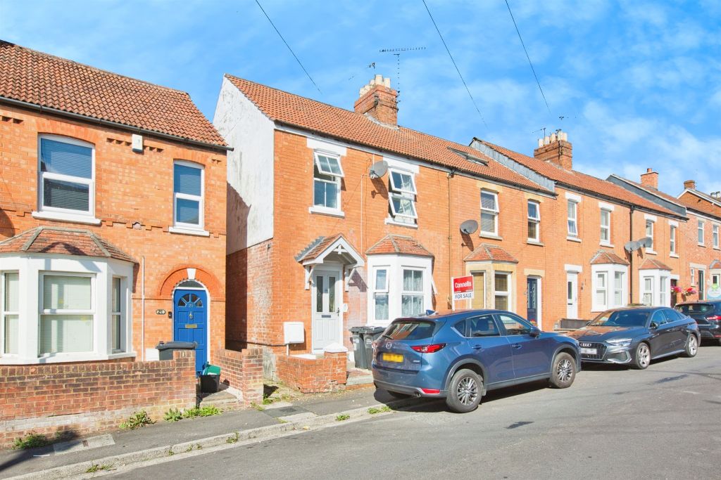 Property photo 1 of 17