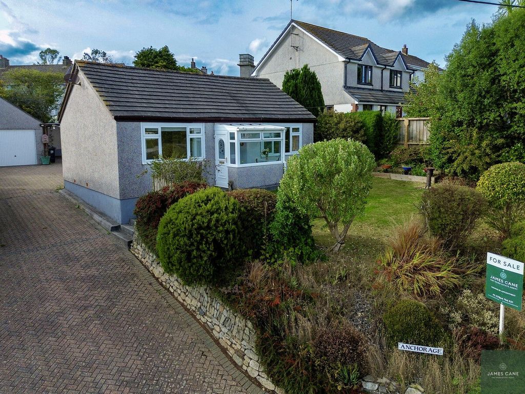 Property photo 3 of 21