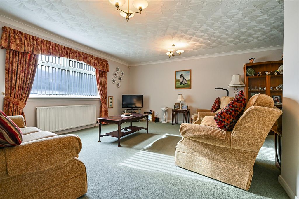 Property photo 3 of 21 3.Jpg