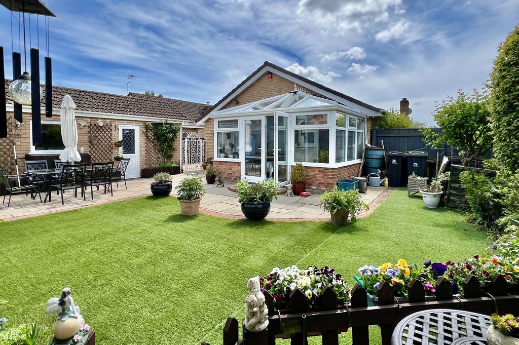 Property photo 3 of 21 Gallery