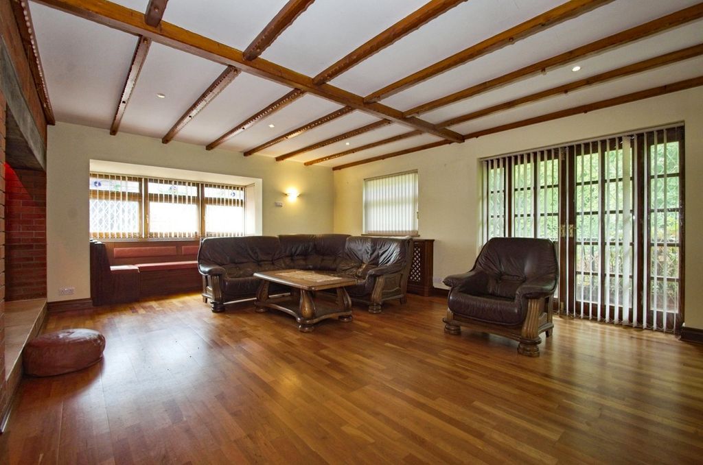 Property photo 3 of 30