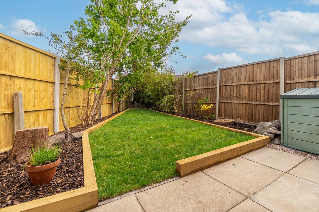 Property photo 3 of 37