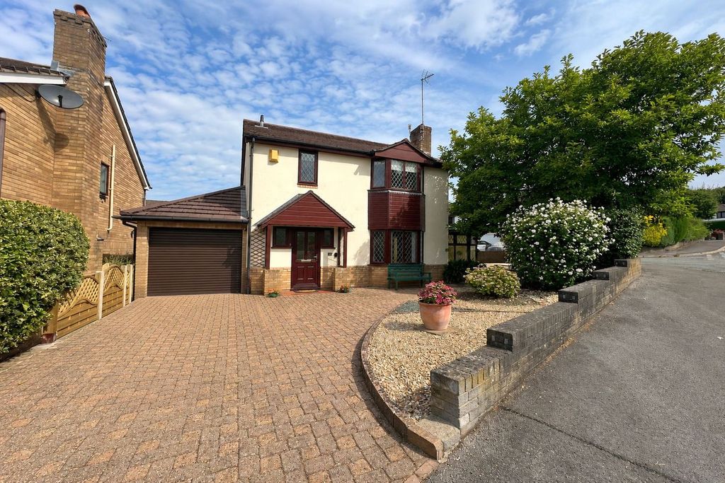 Property photo 1 of 22