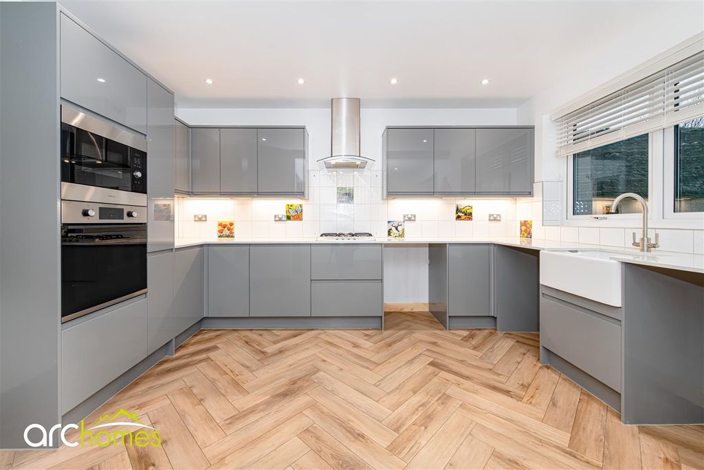 Property photo 3 of 32 Conway-17.Jpg