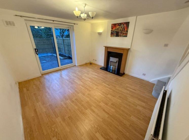 Property photo 3 of 9