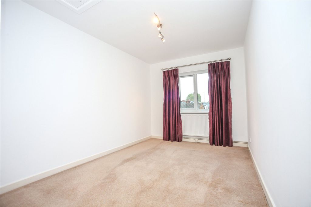 Property photo 1 of 10 Picture No. 17