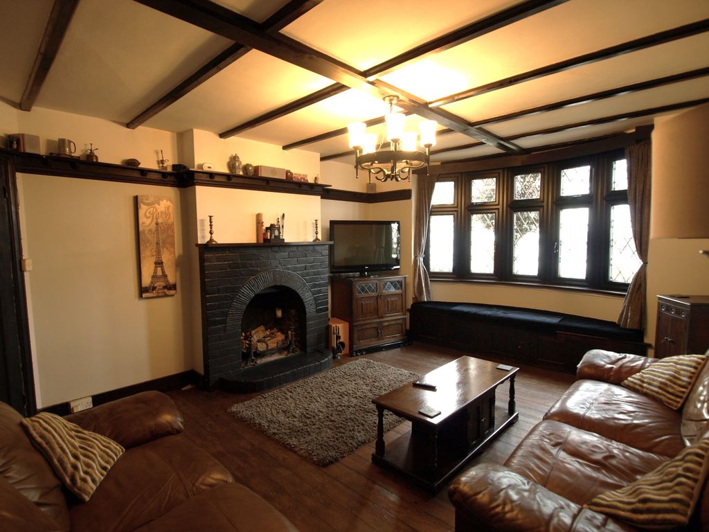 Property photo 3 of 35
