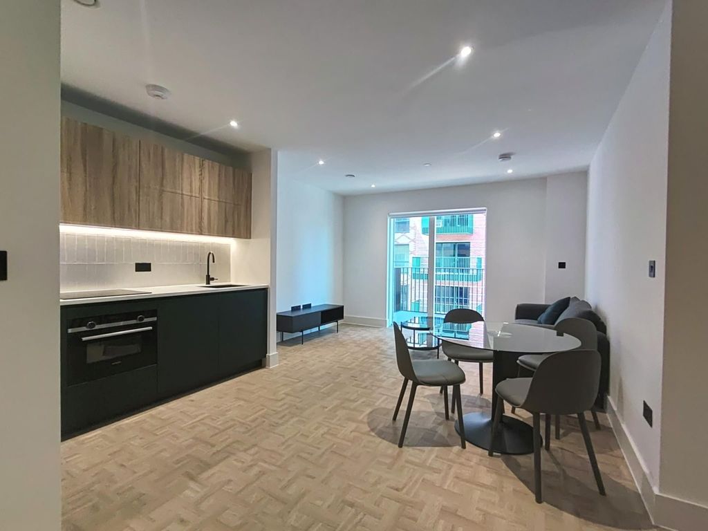 Property photo 2 of 4 3