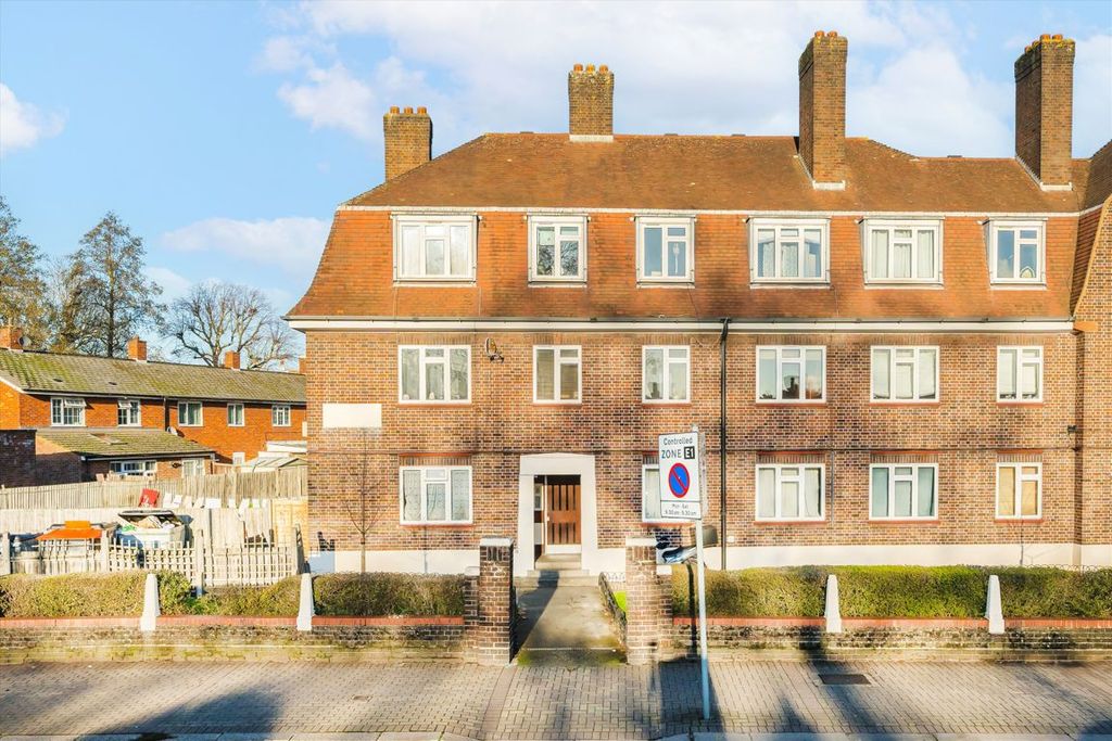 Property photo 1 of 6