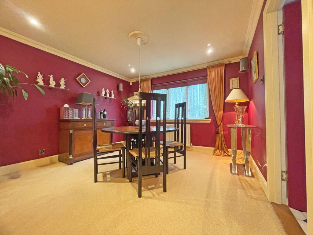 Property photo 3 of 31
