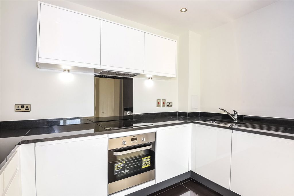 Property photo 2 of 6 Picture No. 09