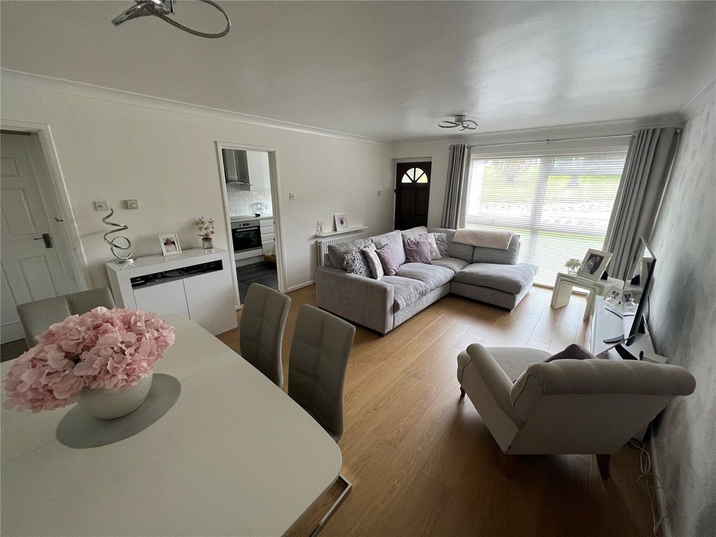 Property photo 1 of 15 Picture No. 14