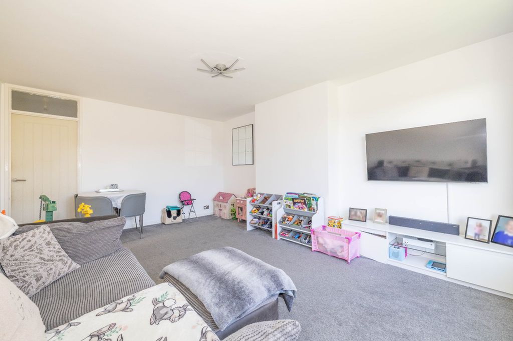 Property photo 2 of 10 Picture 2