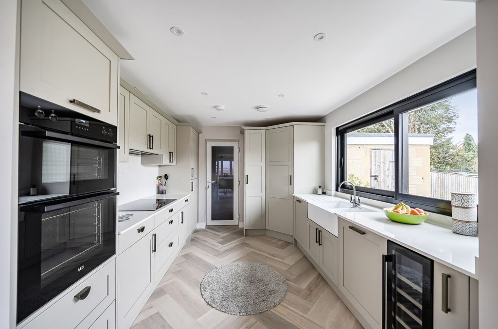 Property photo 1 of 16 Kitchen