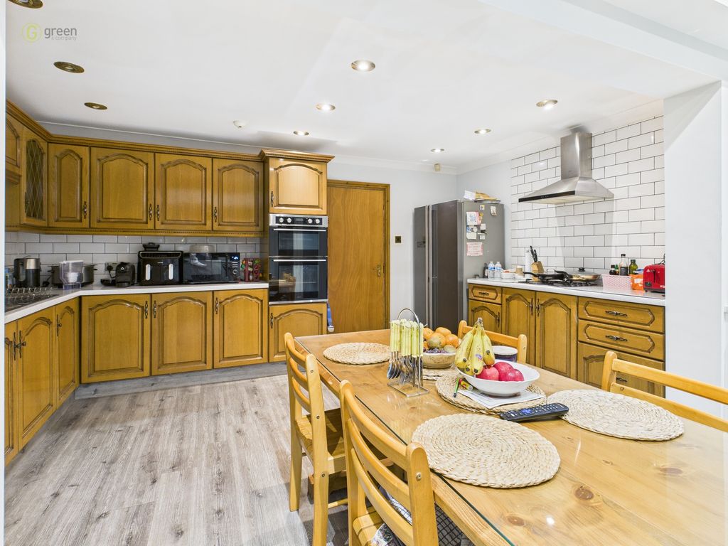 Property photo 3 of 50