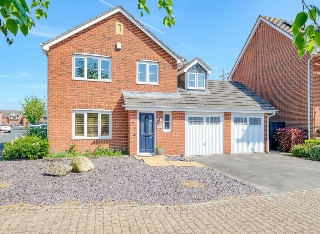 Property photo 1 of 24