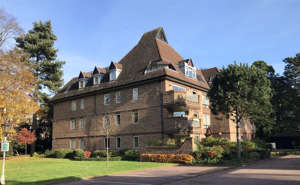 Property photo 1 of 16 The Oast House.Jpg