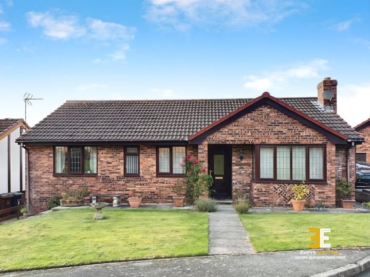 Property photo 2 of 36