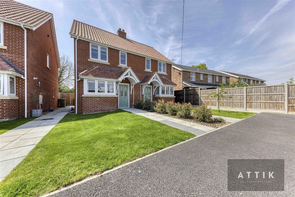 Property photo 1 of 25 Attik-28.Jpg