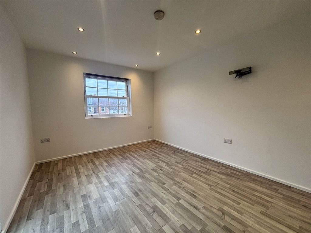 Property photo 2 of 3 Picture No. 07