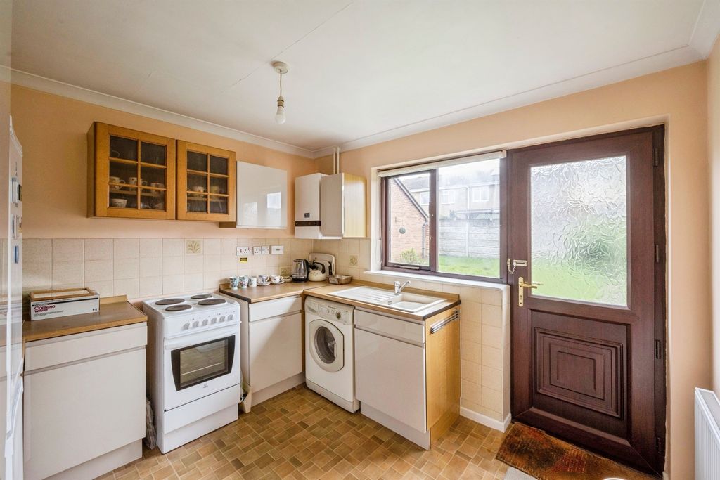 Property photo 3 of 13