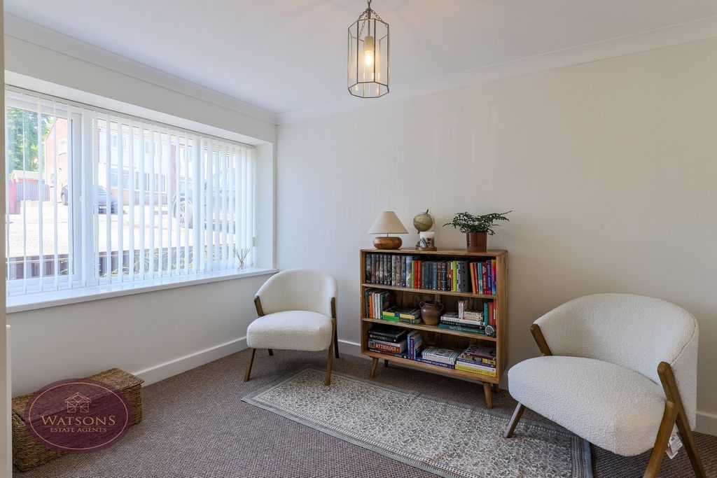 Property photo 3 of 34