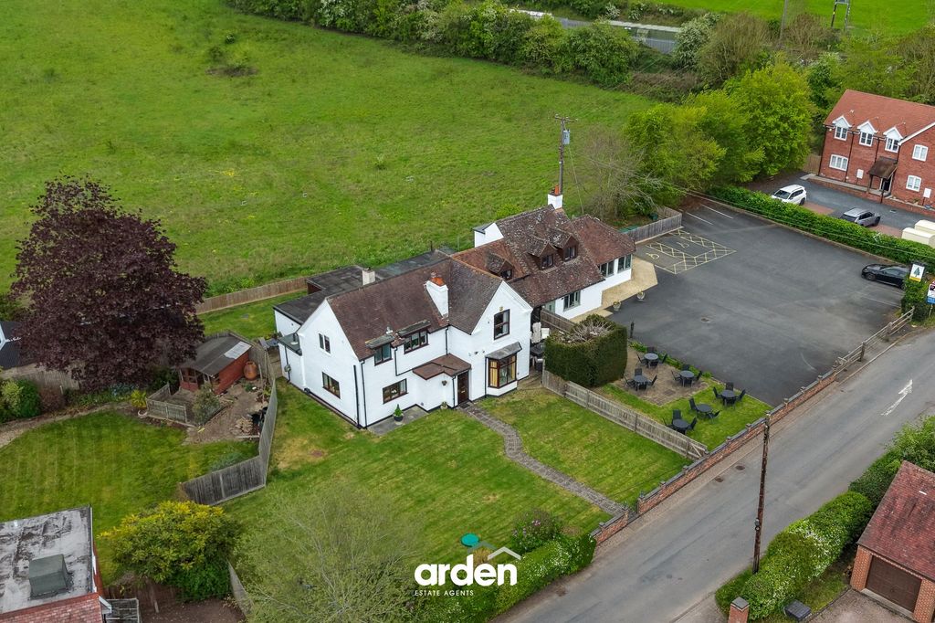 Property photo 2 of 22