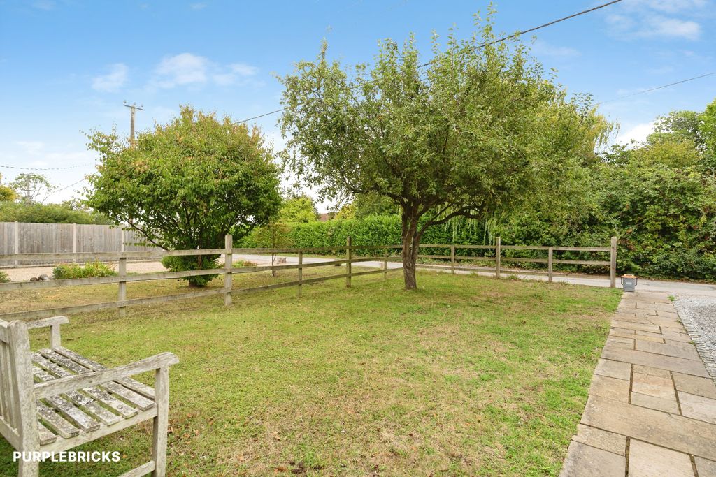 Property photo 2 of 39