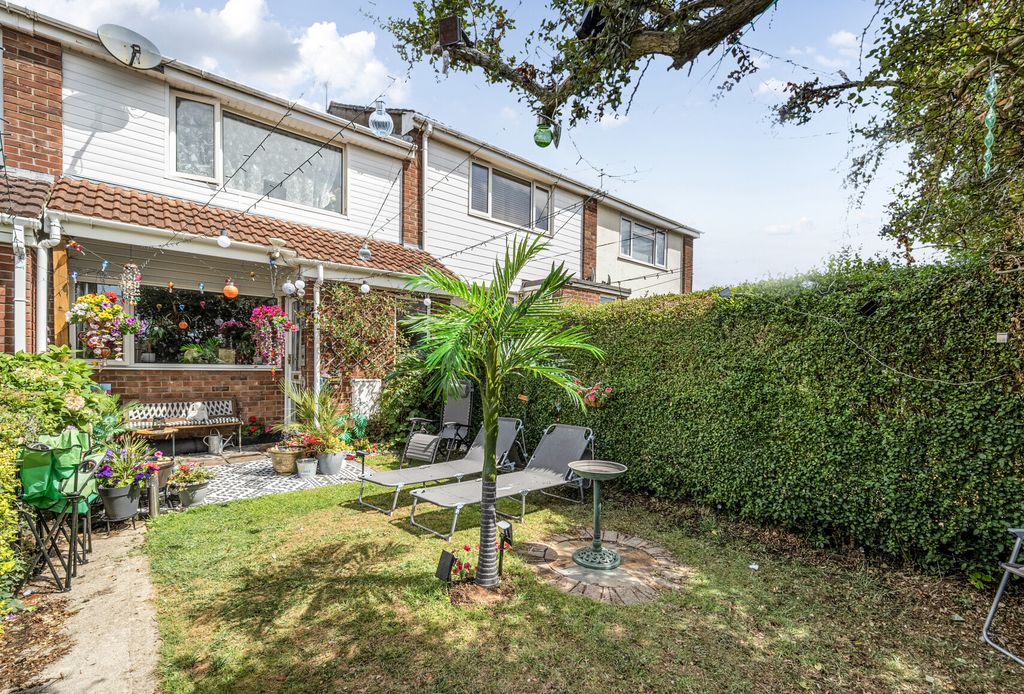 Property photo 1 of 15 1325377-16-68778E...