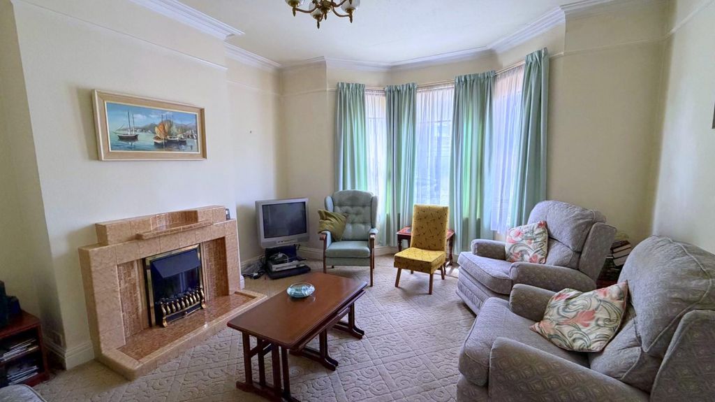 Property photo 2 of 12 88Green2.Jpg