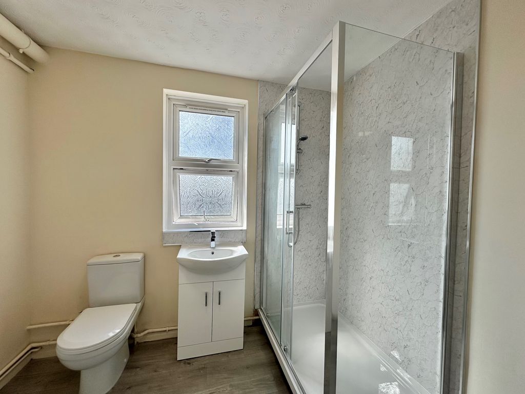 Property photo 3 of 3 Shower Room