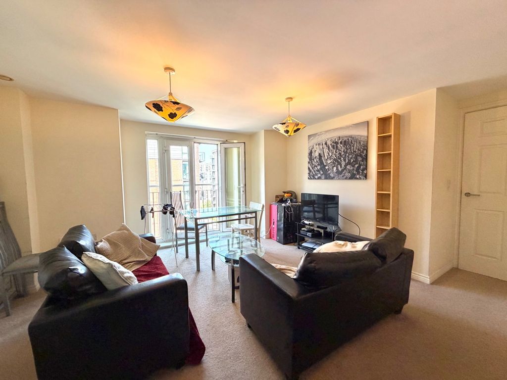Property photo 3 of 8